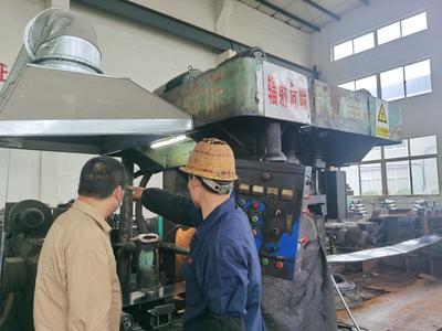 現場檢查測厚儀運行情況與信息系統運行維護服務的重要性